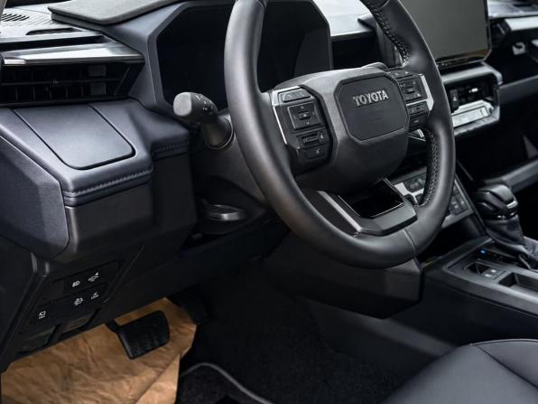 Новый Toyota Hilux IX 2026 года, цена 8 990 000 рублей, offers.body_type.unknown, Автокод Объявления