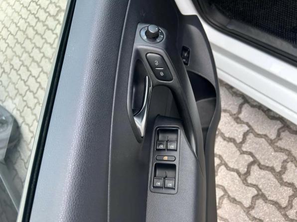 Volkswagen Polo V Рестайлинг с пробегом 2018 года, цена 920 000 рублей, 162117 км, седан, Автокод Объявления