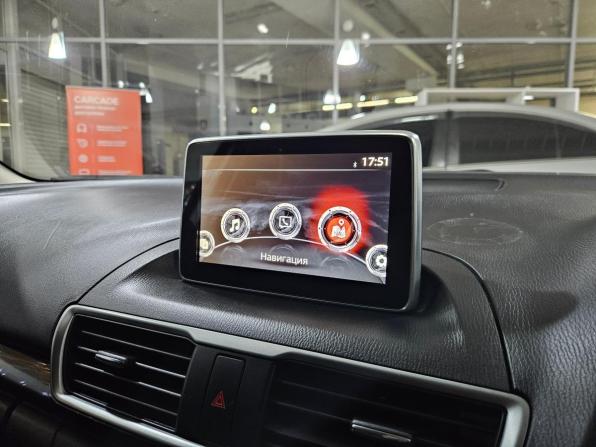Mazda Axela III с пробегом 2014 года, цена 1 450 000 рублей, 98129 км, седан, Автокод Объявления