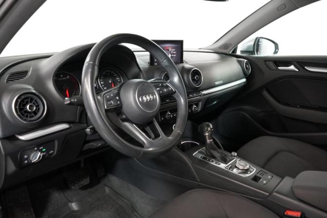 Audi A3 III (8V) Рестайлинг с пробегом 2020 года, цена 2 180 000 рублей, 70000 км, седан, Автокод Объявления