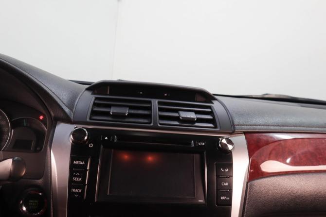 Toyota Camry VII (XV50) Рестайлинг с пробегом 2014 года, цена 1 439 000 рублей, 212300 км, седан, Автокод Объявления