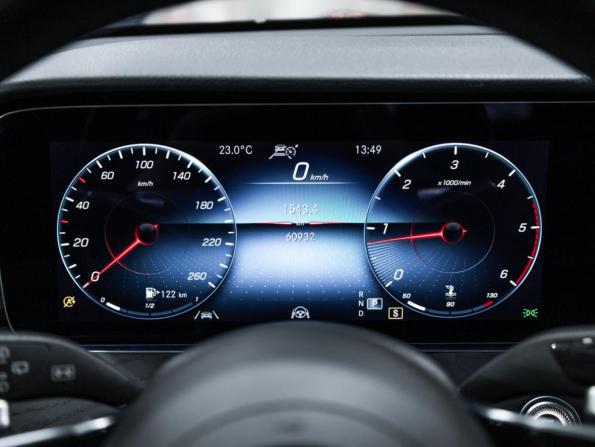Mercedes-Benz E-Класс V (W213 S213 C238) Рестайлинг с пробегом 2022 года, цена 3 900 000 рублей, 60630 км, универсал, Автокод Объявления