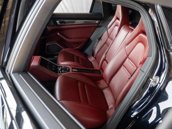Porsche Panamera II с пробегом 2017 года, цена 8 180 000 рублей, 89678 км, лифтбек, Автокод Объявления