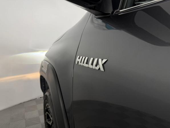 Toyota Hilux VIII с пробегом 2016 года, цена 4 150 000 рублей, 65729 км, пикап, Автокод Объявления