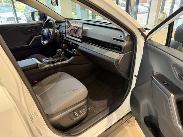 Toyota RAV4 VI (XA60) с пробегом 2026 года, цена 4 200 000 рублей, 30 км, внедорожник, Автокод Объявления