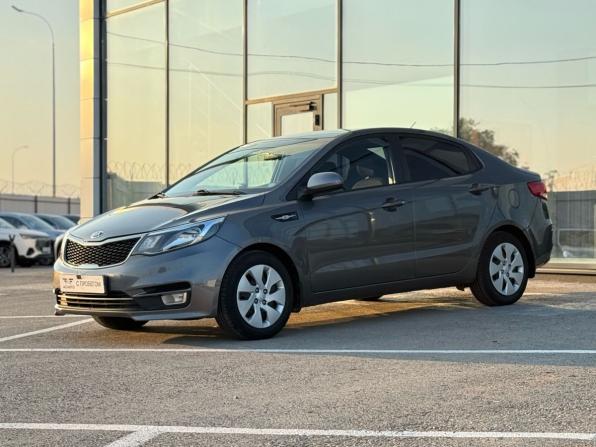Kia Rio III Рестайлинг с пробегом 2016 года, цена 990 000 рублей, 87712 км, седан, Автокод Объявления