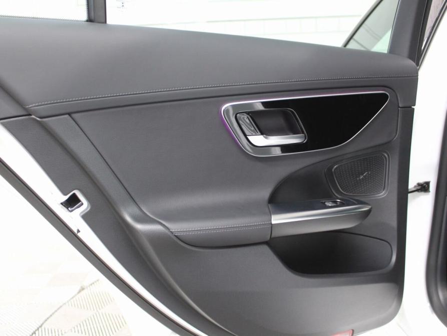 Mercedes-Benz C-Класс V (W206) Москва  - изображение 19