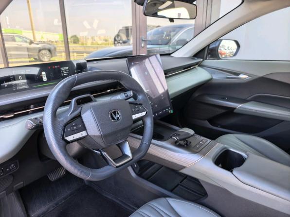 Changan Lamore с пробегом 2024 года, цена 2 300 000 рублей, 42804 км, седан, Автокод Объявления