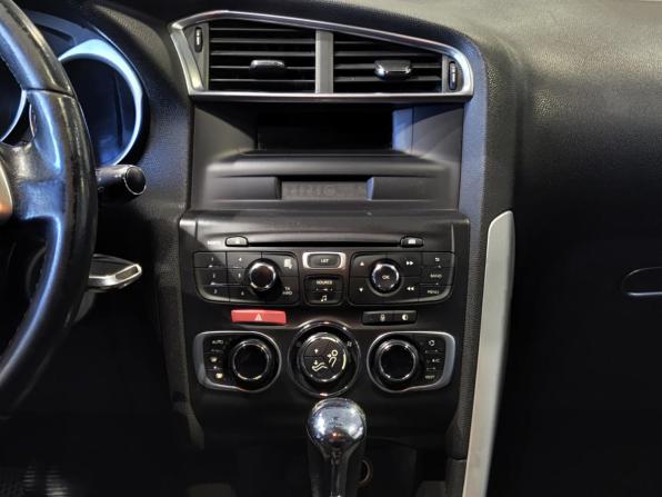 Citroen DS4 с пробегом 2013 года, цена 747 000 рублей, 150904 км, хэтчбек, Автокод Объявления