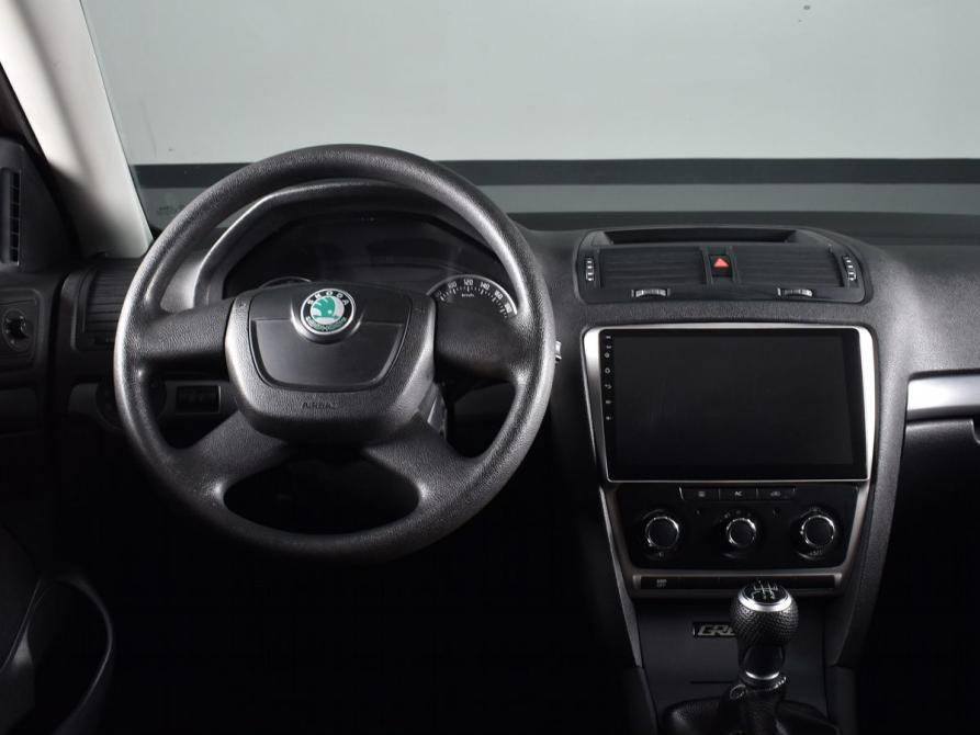 Skoda Octavia II (A5) Рестайлинг Кемерово  - изображение 8
