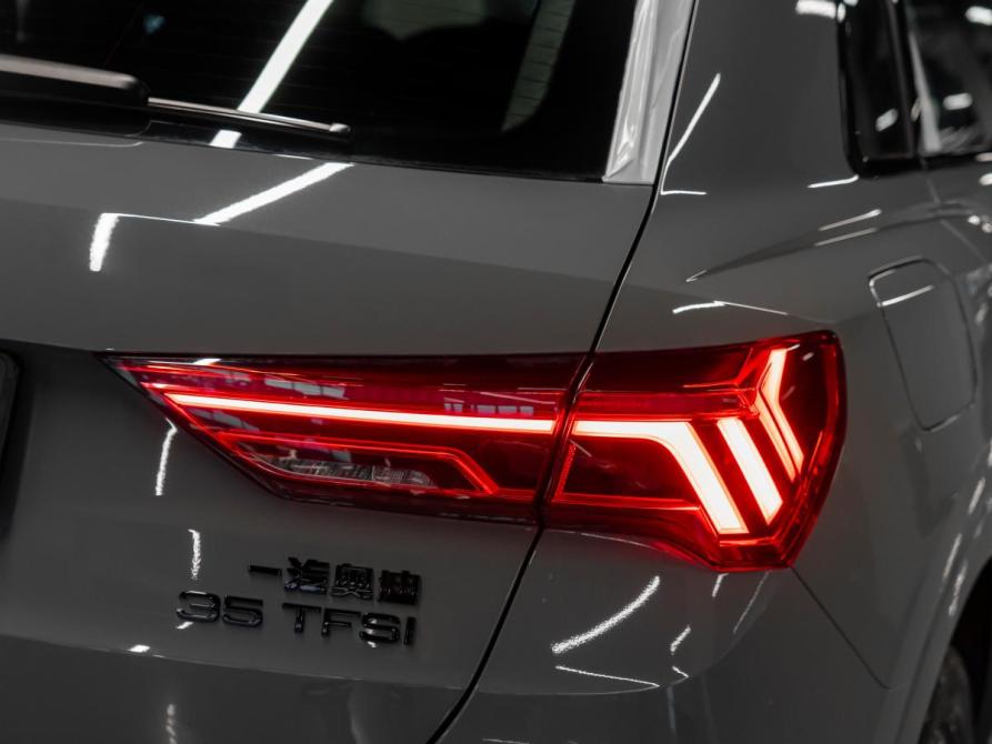 Audi Q3 II (F3) Москва  - изображение 26