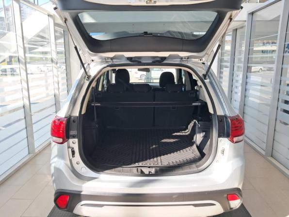 Mitsubishi Outlander III Рестайлинг 3 с пробегом 2021 года, цена 2 627 000 рублей, 97486 км, внедорожник, Автокод Объявления