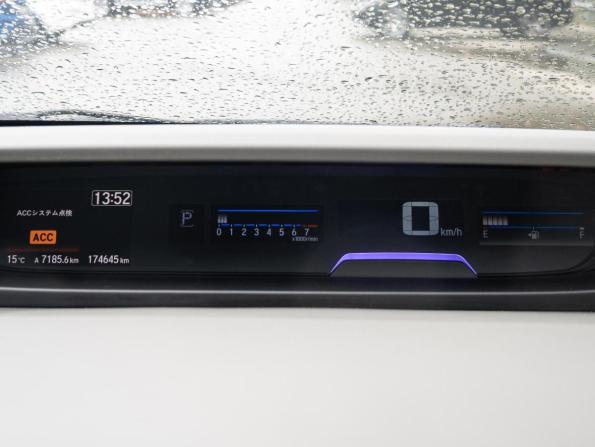Honda Freed II с пробегом 2018 года, цена 1 350 000 рублей, 174645 км, компактвэн, Автокод Объявления
