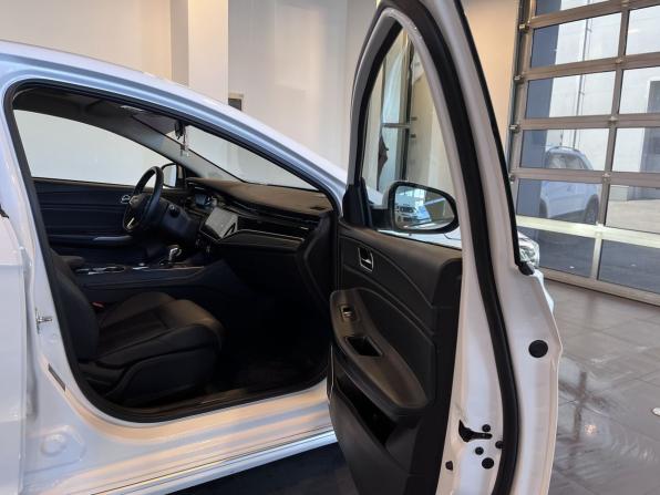 Omoda S5 с пробегом 2023 года, цена 1 399 000 рублей, 39127 км, седан, Автокод Объявления