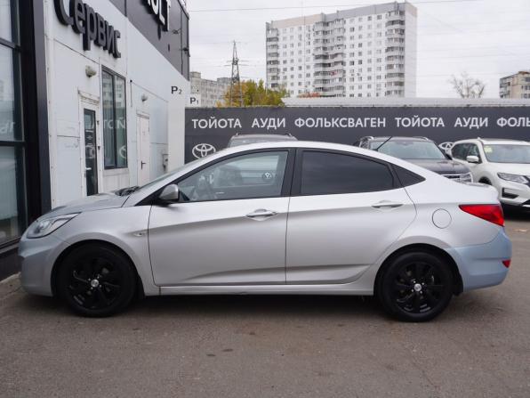 Hyundai Solaris I с пробегом 2013 года, цена 720 000 рублей, 175314 км, седан, Автокод Объявления