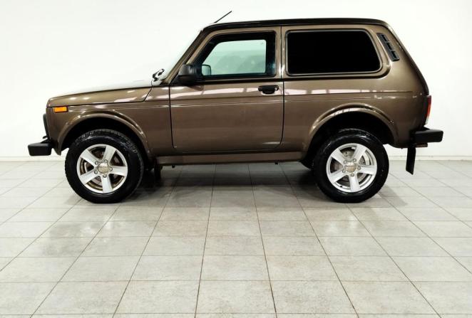 Lada (ВАЗ) Niva Legend с пробегом 2022 года, цена 890 000 рублей, 65969 км, внедорожник, Автокод Объявления
