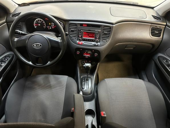 Kia Rio II Рестайлинг с пробегом 2010 года, цена 630 000 рублей, 123338 км, хэтчбек, Автокод Объявления