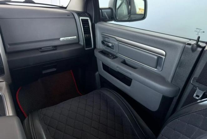 Dodge RAM IV (DS/DJ) с пробегом 2017 года, цена 3 950 000 рублей, 178687 км, offers.body_type.unknown, Автокод Объявления