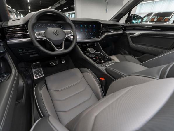 Volkswagen Touareg III Рестайлинг с пробегом 2026 года, цена 13 400 000 рублей, 57 км, внедорожник, Автокод Объявления