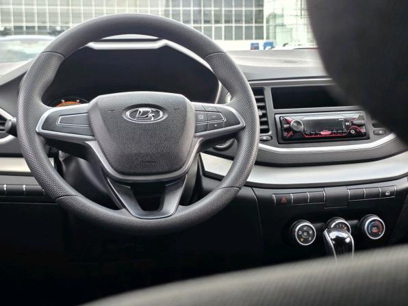 Lada (ВАЗ) Vesta I Рестайлинг (NG) с пробегом 2024 года, цена 1 296 000 рублей, 40379 км, седан, Автокод Объявления