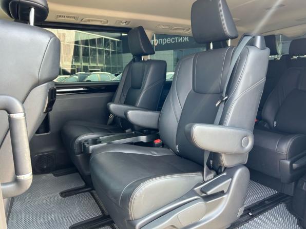 Toyota HiAce H300 с пробегом 2021 года, цена 7 400 000 рублей, 47475 км, минивэн, Автокод Объявления