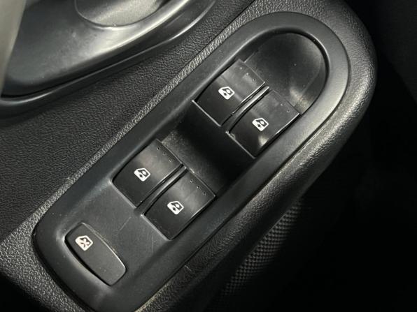 Renault Duster I с пробегом 2014 года, цена 990 000 рублей, 155000 км, внедорожник, Автокод Объявления