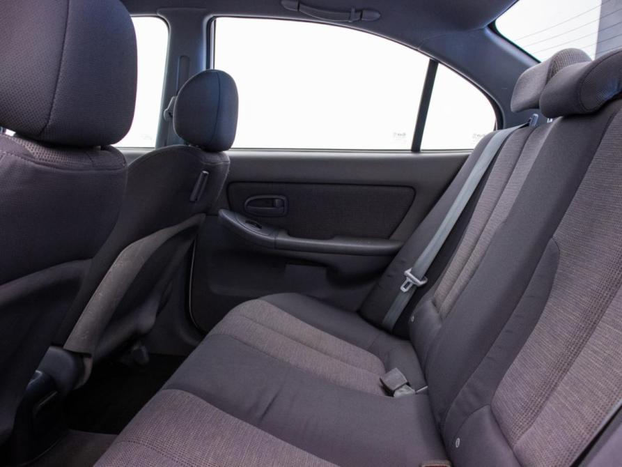 Hyundai Elantra III (XD2) Рестайлинг Москва  - изображение 12