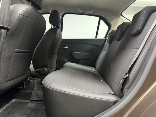 Renault Logan II Рестайлинг с пробегом 2021 года, цена 1 350 000 рублей, 47500 км, седан, Автокод Объявления