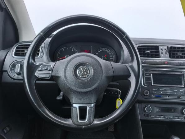 Volkswagen Polo V с пробегом 2014 года, цена 550 000 рублей, 265000 км, седан, Автокод Объявления