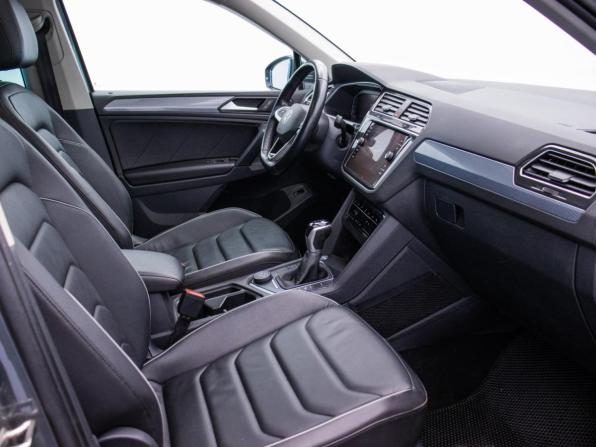 Volkswagen Tiguan II Рестайлинг с пробегом 2021 года, цена 3 601 000 рублей, 65000 км, внедорожник, Автокод Объявления