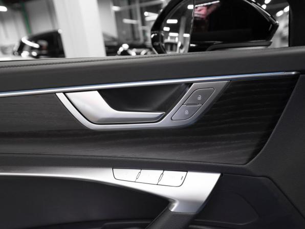 Audi A6 V (C8) Рестайлинг с пробегом 2025 года, цена 6 700 000 рублей, 35 км, седан, Автокод Объявления