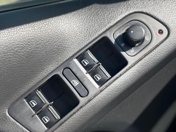 Volkswagen Tiguan I Рестайлинг с пробегом 2014 года, цена 1 300 000 рублей, 218075 км, внедорожник, Автокод Объявления