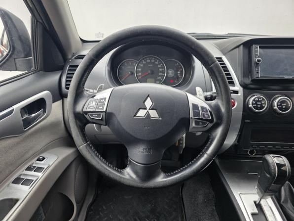 Mitsubishi Pajero Sport II Рестайлинг с пробегом 2014 года, цена 1 510 000 рублей, 316872 км, внедорожник, Автокод Объявления