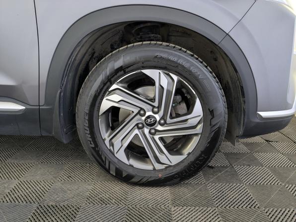 Hyundai Santa Fe IV Рестайлинг с пробегом 2022 года, цена 4 200 000 рублей, 36618 км, внедорожник, Автокод Объявления