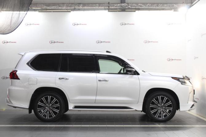 Lexus LX III Рестайлинг 2 с пробегом 2019 года, цена 9 200 000 рублей, 128887 км, внедорожник, Автокод Объявления