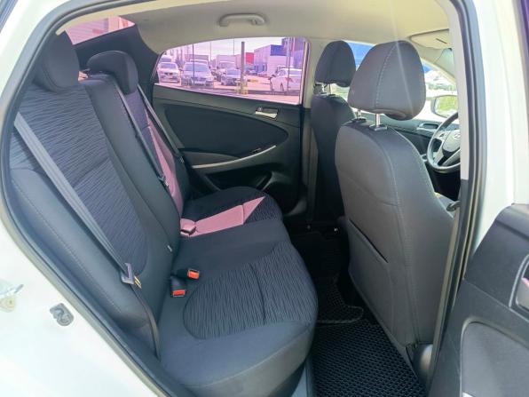 Hyundai Solaris I Рестайлинг с пробегом 2016 года, цена 999 995 рублей, 133320 км, хэтчбек, Автокод Объявления