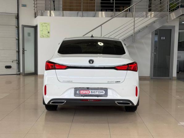 Changan Eado Plus с пробегом 2023 года, цена 1 719 900 рублей, 29000 км, седан, Автокод Объявления