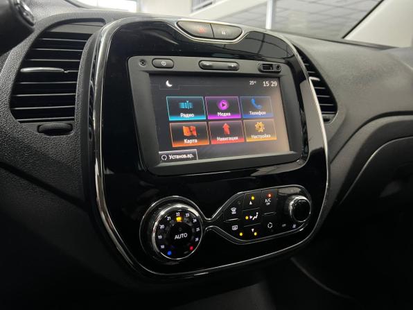 Renault Kaptur I с пробегом 2016 года, цена 1 270 000 рублей, 207352 км, внедорожник, Автокод Объявления