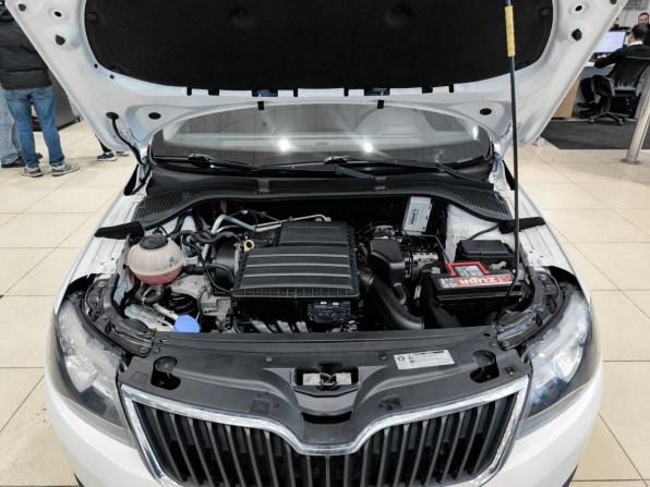 Skoda Rapid I Рестайлинг с пробегом 2018 года, цена 1 099 000 рублей, 140385 км, лифтбек, Автокод Объявления
