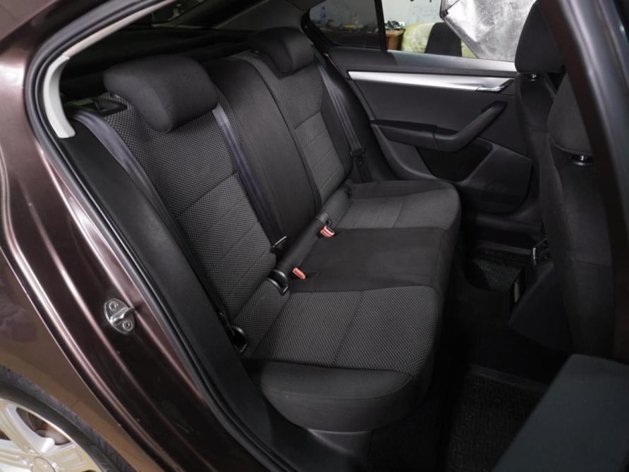 Skoda Octavia III (A7) Воронеж  - изображение 7