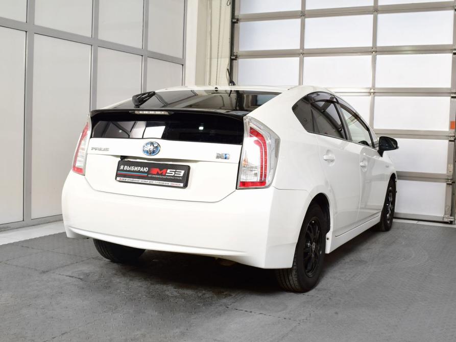 Toyota Prius III Рестайлинг (XW30) Кемерово  - изображение 7