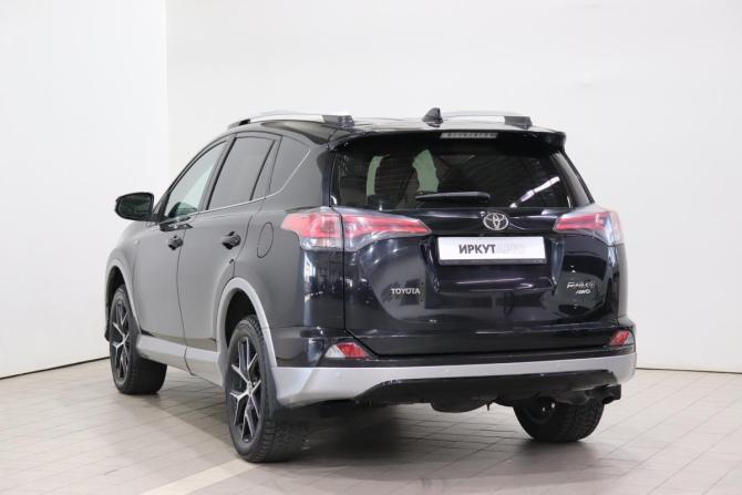 Toyota RAV4 IV (XA40) Рестайлинг с пробегом 2017 года, цена 2 530 000 рублей, 123105 км, внедорожник, Автокод Объявления
