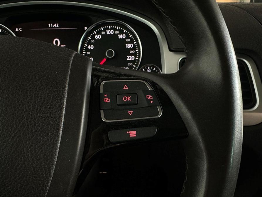Volkswagen Touareg II Москва  - изображение 17