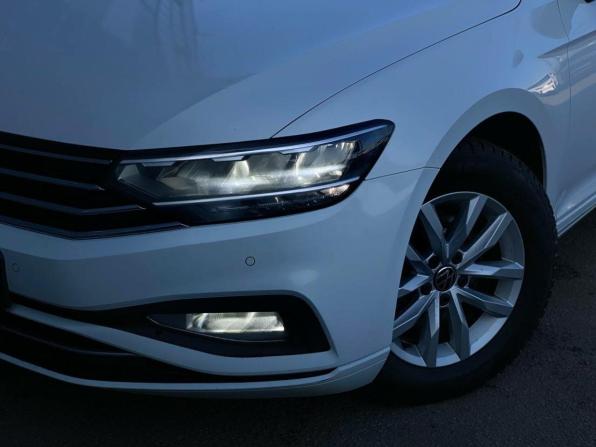 Volkswagen Passat B8 Рестайлинг с пробегом 2021 года, цена 2 230 600 рублей, 117426 км, седан, Автокод Объявления