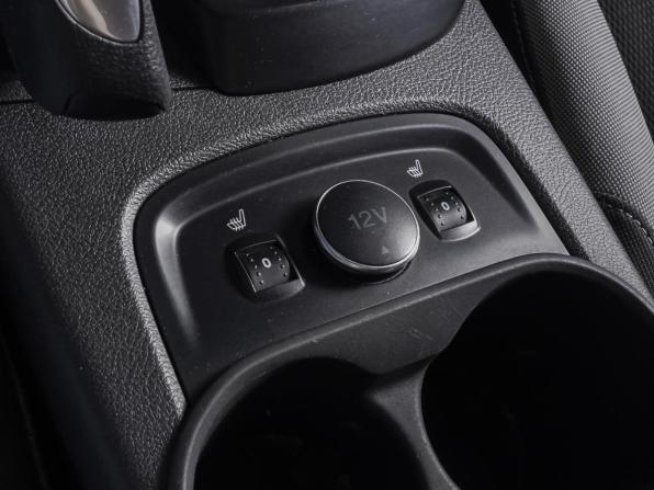 Ford Focus III с пробегом 2013 года, цена 850 000 рублей, 231953 км, хэтчбек, Автокод Объявления