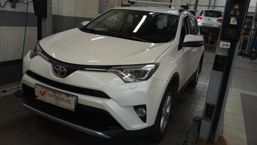 Toyota RAV4 IV (XA40) Рестайлинг Санкт-Петербург  - изображение 1