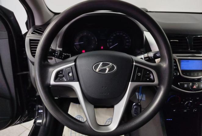 Hyundai Solaris I с пробегом 2014 года, цена 831 600 рублей, 109642 км, седан, Автокод Объявления