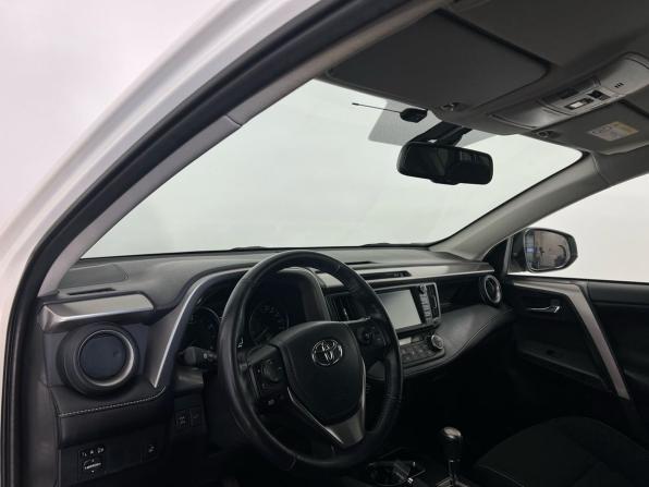 Toyota RAV4 IV (XA40) Рестайлинг с пробегом 2018 года, цена 2 519 000 рублей, 76900 км, внедорожник, Автокод Объявления