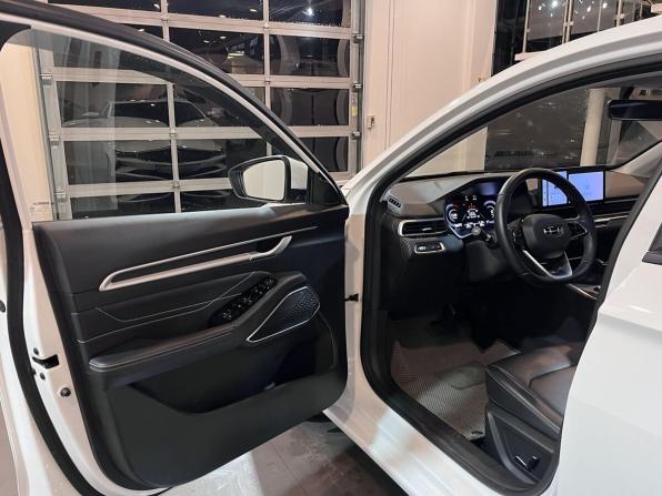 Geely Emgrand II с пробегом 2024 года, цена 1 780 000 рублей, 10800 км, седан, Автокод Объявления