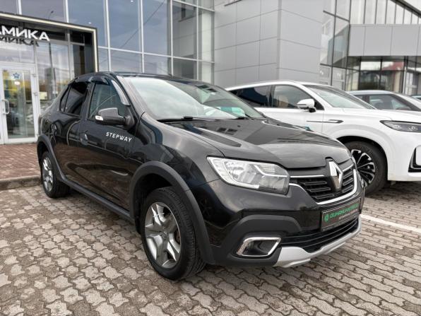Renault Logan II Рестайлинг с пробегом 2019 года, цена 1 055 000 рублей, 106945 км, седан, Автокод Объявления